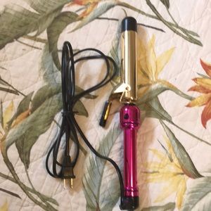 HOT TOOLS PROFESSIONAL CURLING IRON 🙎‍♀️🙎‍♀️.
